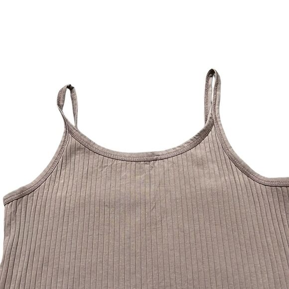 Tank Tops Woman’s Size XL Tank Tops Halter Cropped Ribbed Ruffle Hem Summertime - Picture 11 of 16